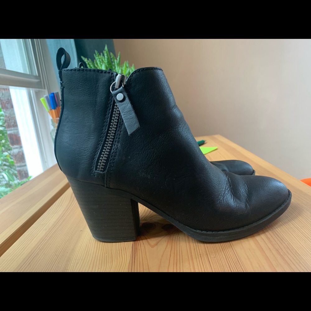 black booties